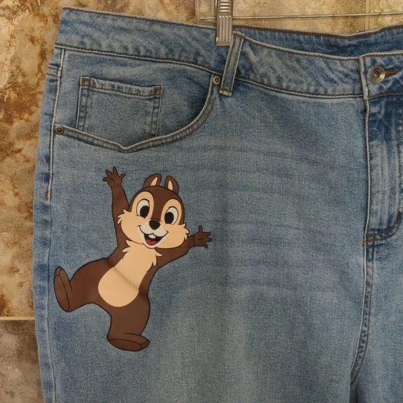 Size 28 Disney Chipmunks and Acorn Jeans - Picture 2 of 14